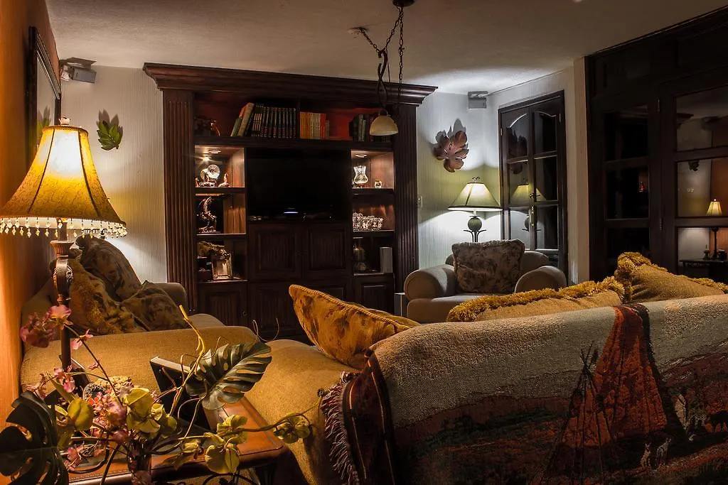 Homestay Mi Casa, Tu Casa Holiday home Guatemala City